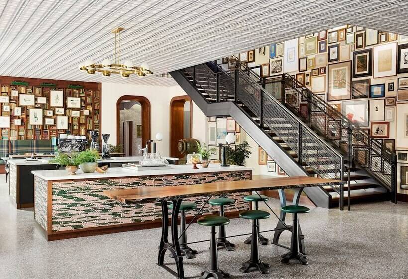 فندق Graduate By Hilton East Lansing