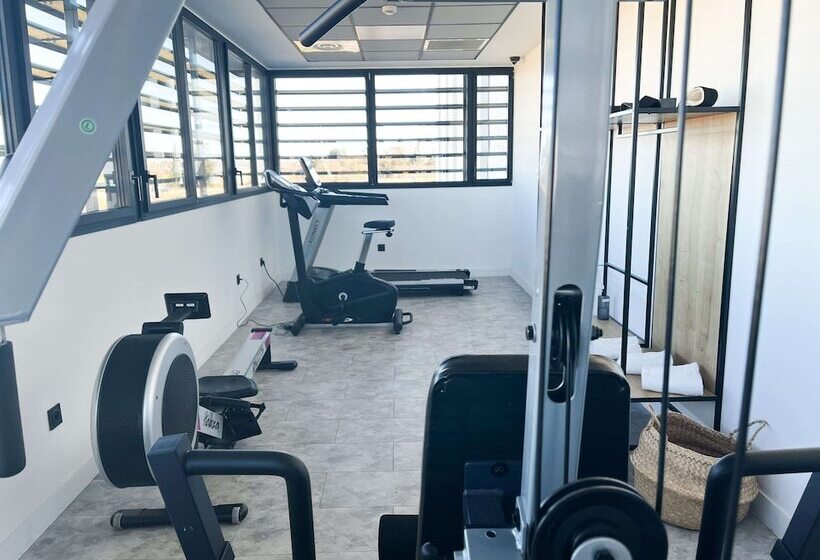 בית מלון כפרי Ibis Lunel Petite Camargue