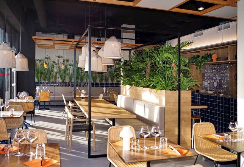 בית מלון כפרי Ibis Lunel Petite Camargue