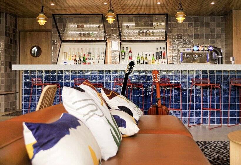 בית מלון כפרי Ibis Lunel Petite Camargue