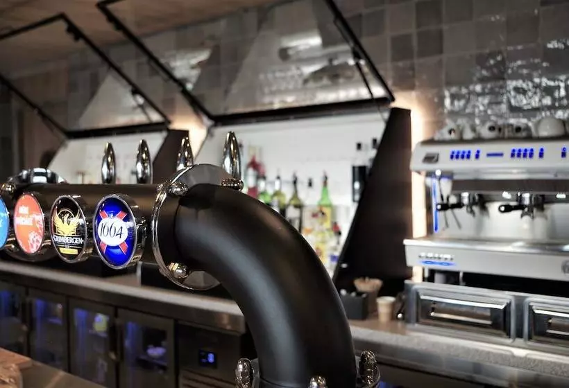 ホテル Ibis Lunel Petite Camargue