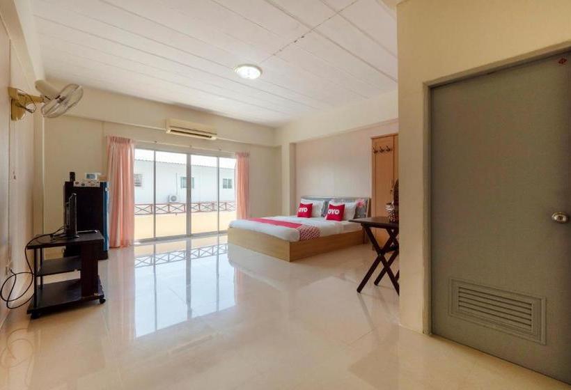 호텔 Oyo 75319 Samutsin Place