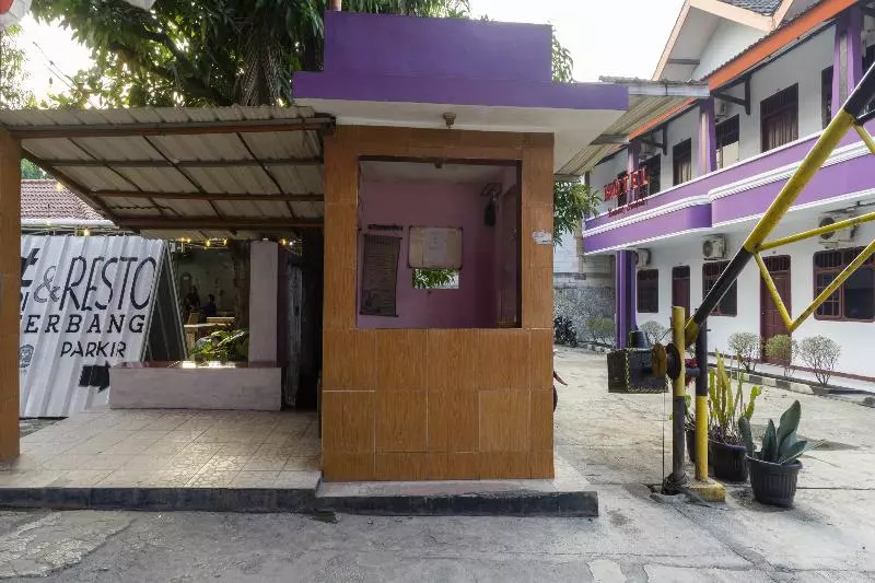 Hotel Spot On 3978 Danau Indah