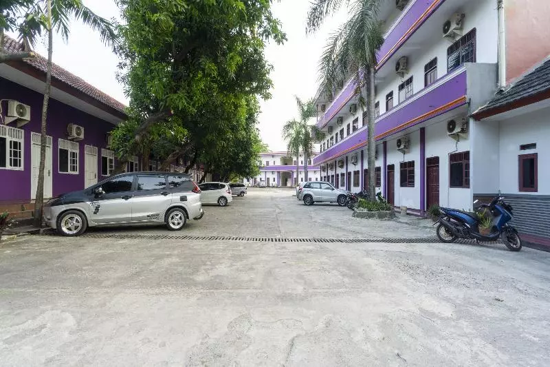 Hotel Spot On 3978 Danau Indah
