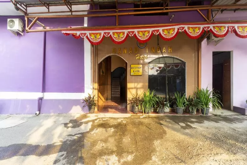 Hotel Spot On 3978 Danau Indah