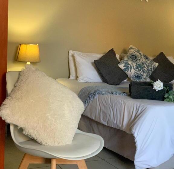 Pension Bread & Barrel Eureka Kimberley