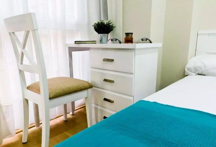 ペンション Habitaciones Albero