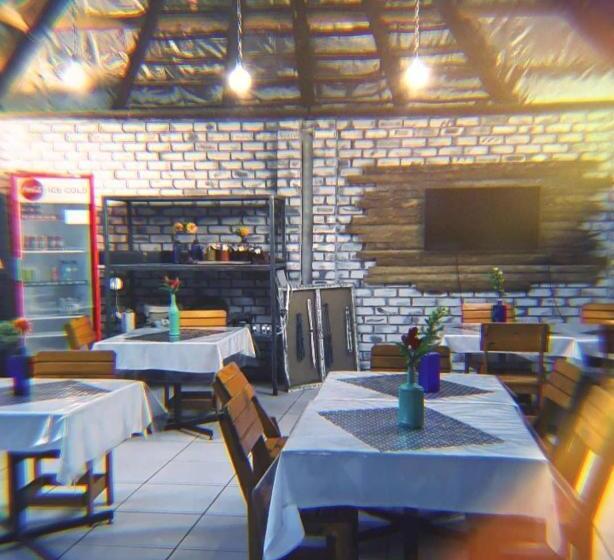 민박 Greenhill Chalets Grootfontein