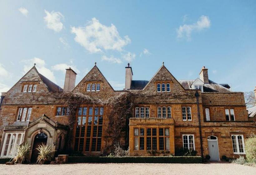 ペンション Flore House