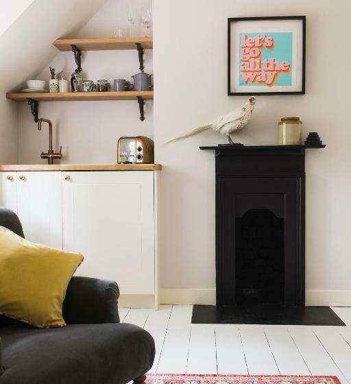 ペンション Flore House