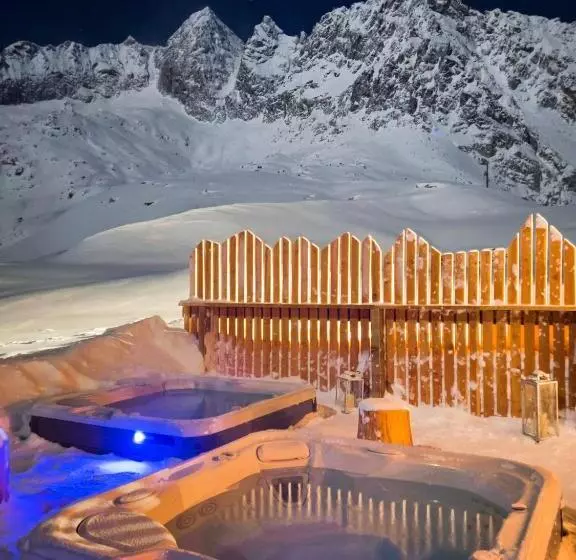 リゾートホテル Capanna Presena