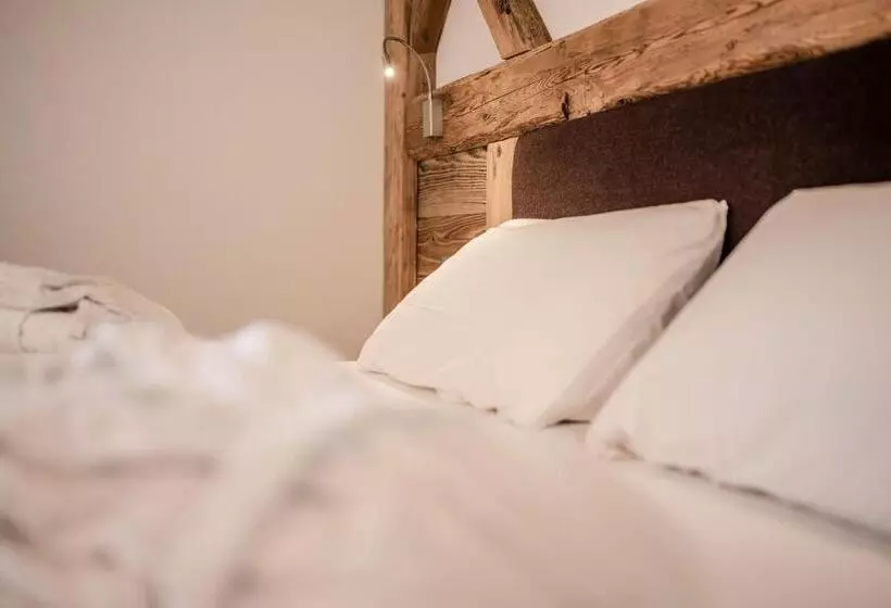 リゾートホテル Capanna Presena