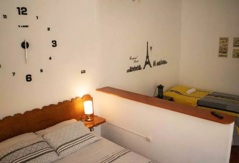 ベッドアンドブレックファースト Lunawasi Hospedaje