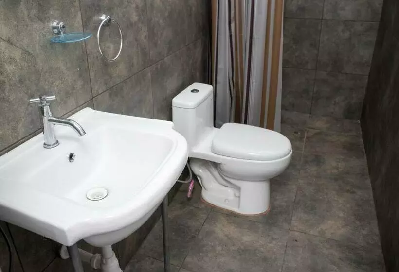 ベッドアンドブレックファースト Lunawasi Hospedaje