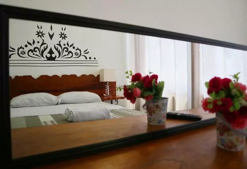 ベッドアンドブレックファースト Lunawasi Hospedaje