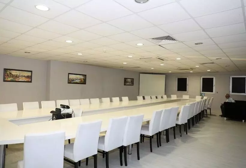 Grand Merpond Otel