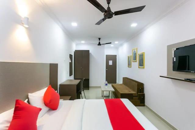 Super Hotel O Four Bungalow Formerly Ardaas Residency