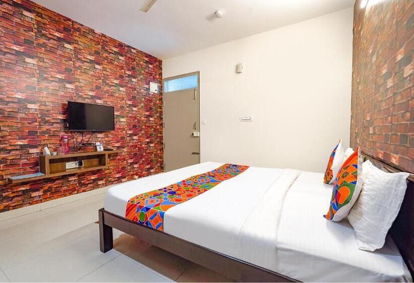 Hotel Fabexpress Kings Suites   Nr Dodda Banaswadi Main Road