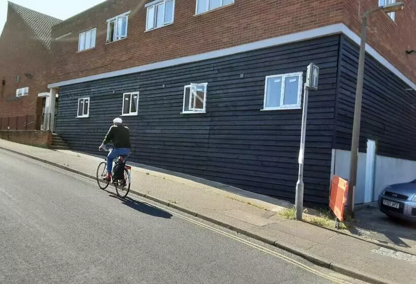 Hotelli Rooms At Number 4