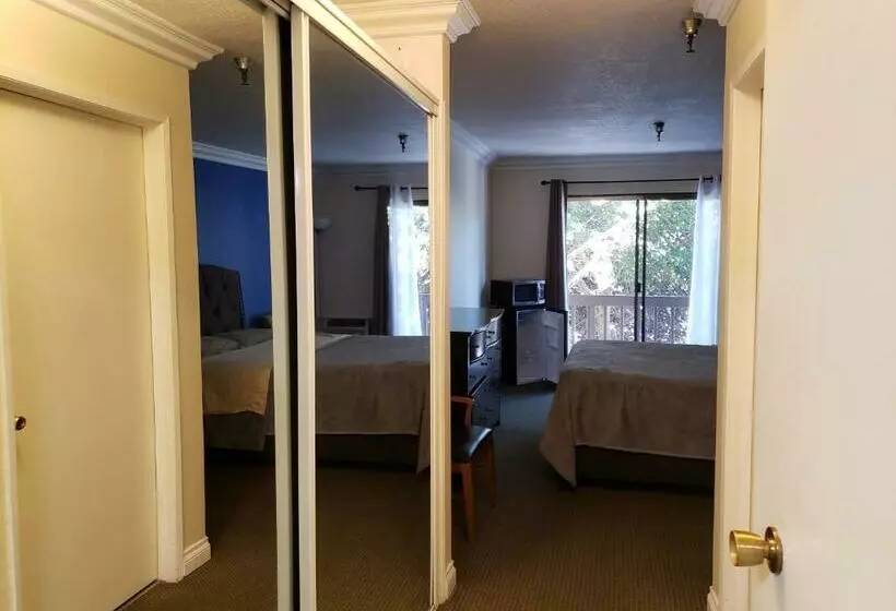 ホテル Olympic Suites B08