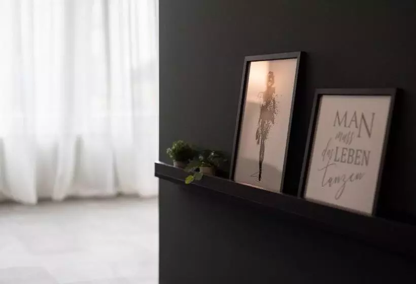 Metropol Apartments & Suites