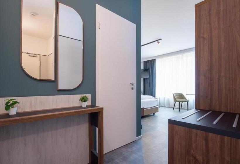 Metropol Apartments & Suites