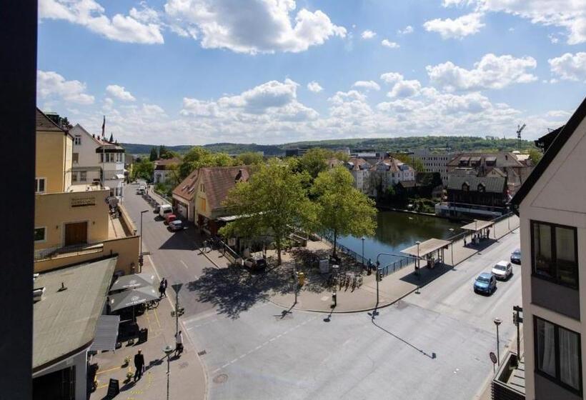 Metropol Apartments & Suites