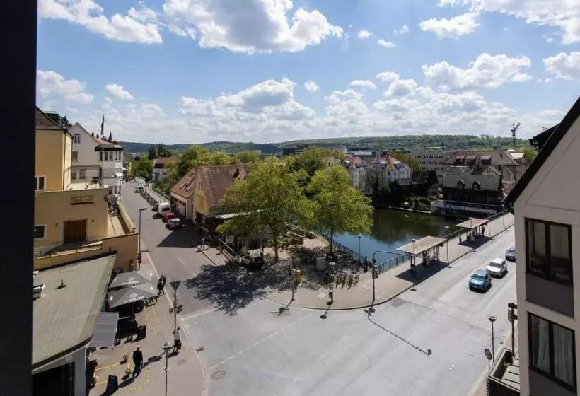 Metropol Apartments & Suites