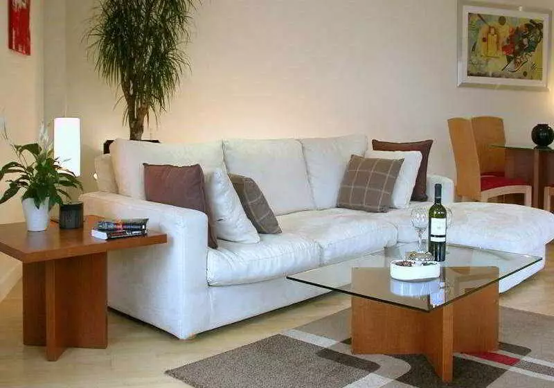 Atrium by Bridgestreet Apartments