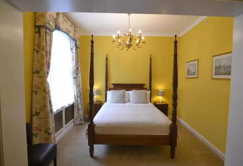 ホテル Angel And Royal