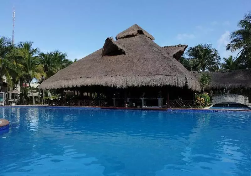 فندق El Dorado Royale Catamarán, Cenote & More Inclusive