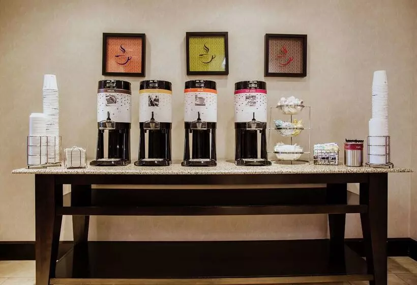 호텔 Hampton Inn By Hilton Torreónairport Galerías