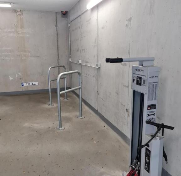 ホテル Inndependence