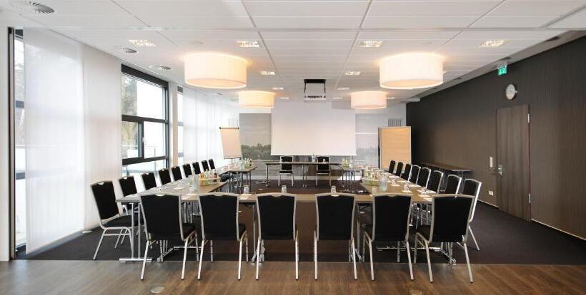 ホテル Inndependence