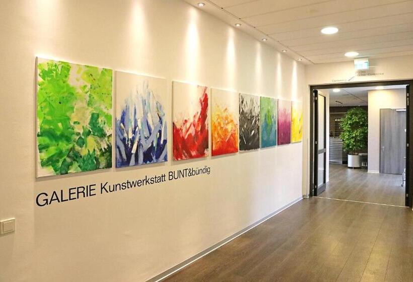 ホテル Inndependence