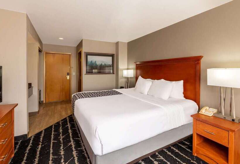 فندق La Quinta By Wyndham Vancouver