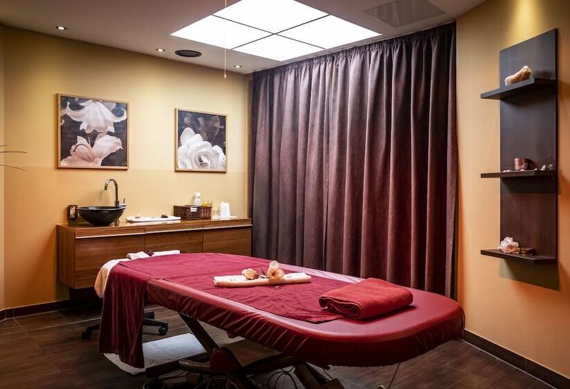 Mauritius Hotel & Therme