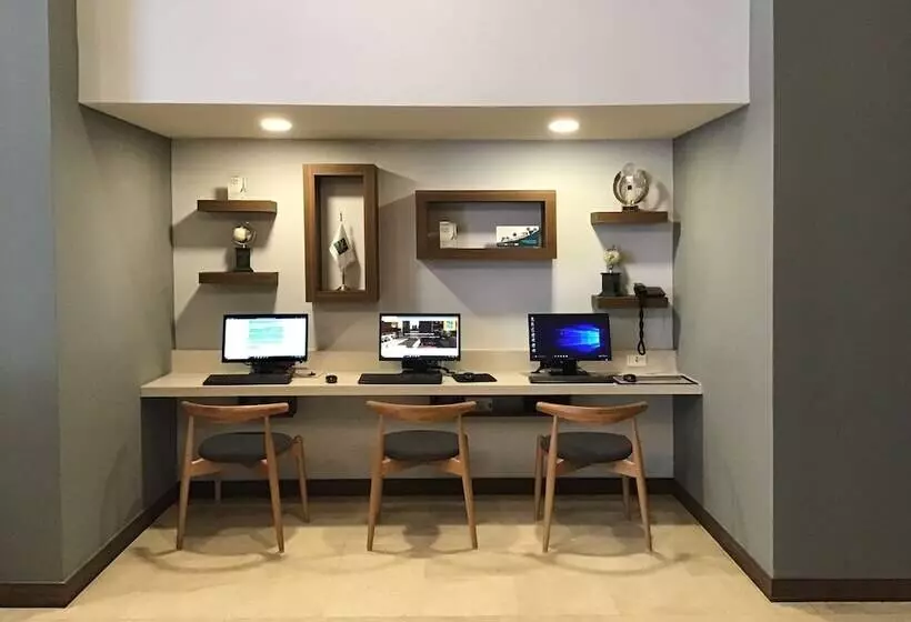 هتل Quality Inn Chihuahua San Francisco