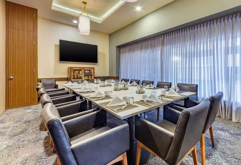 هتل Quality Inn Chihuahua San Francisco