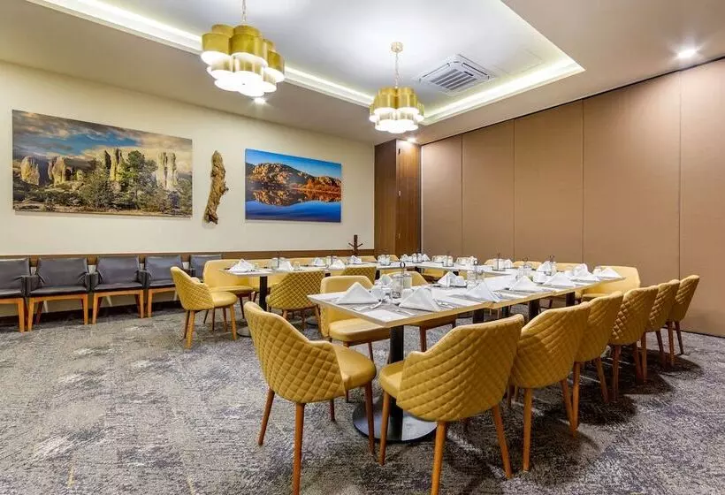 هتل Quality Inn Chihuahua San Francisco