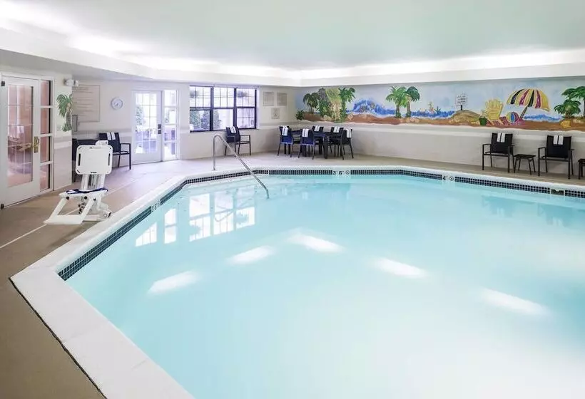 호텔 Residence Inn Kansas City Overland Park