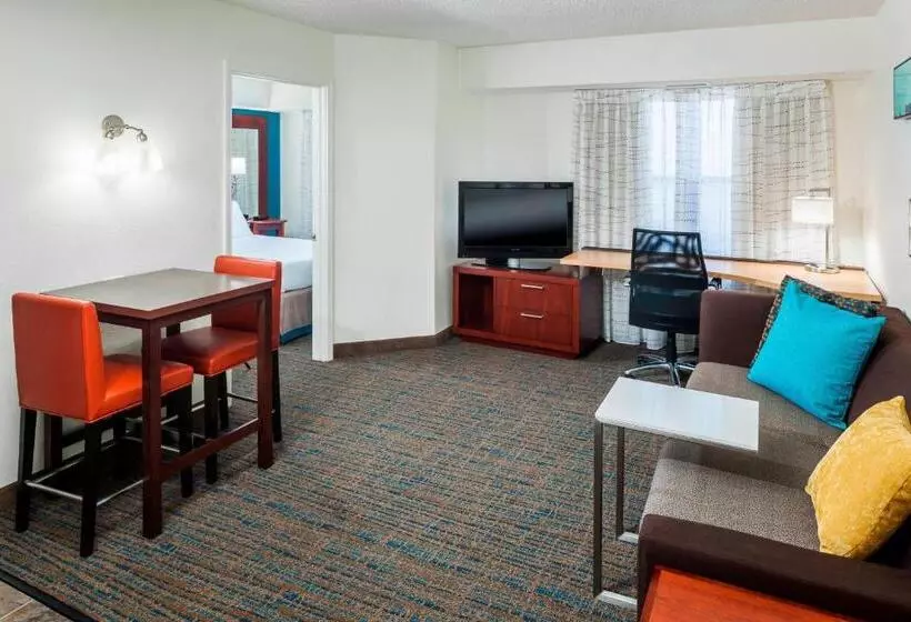 호텔 Residence Inn Kansas City Overland Park