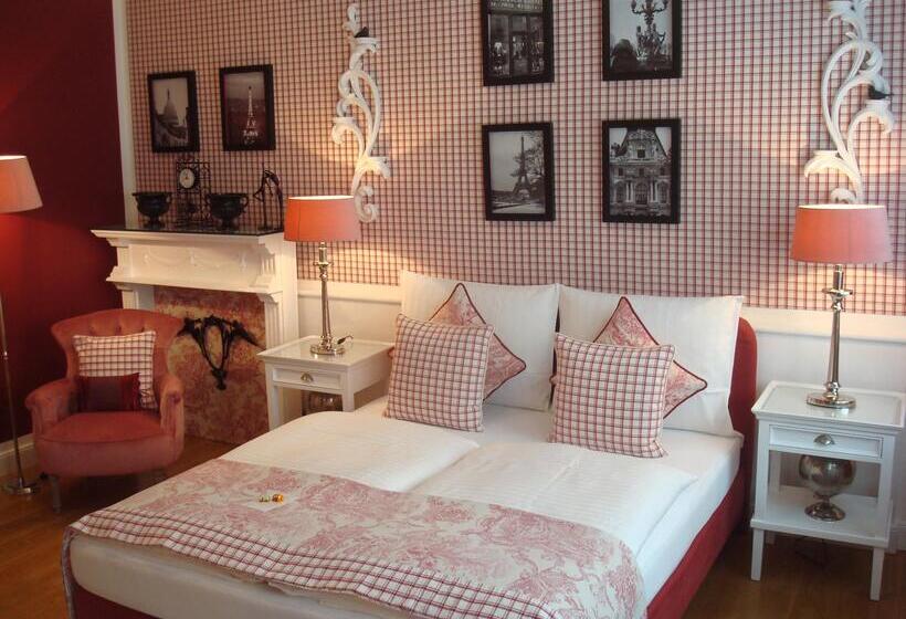 هتل Sir & Lady Astor