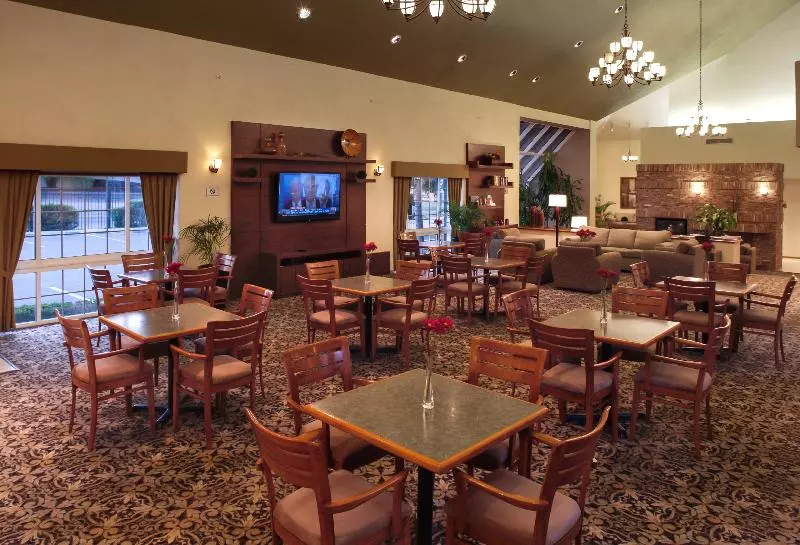 בית מלון כפרי Staybridge Suites Monterrey San Pedro, An Ihg