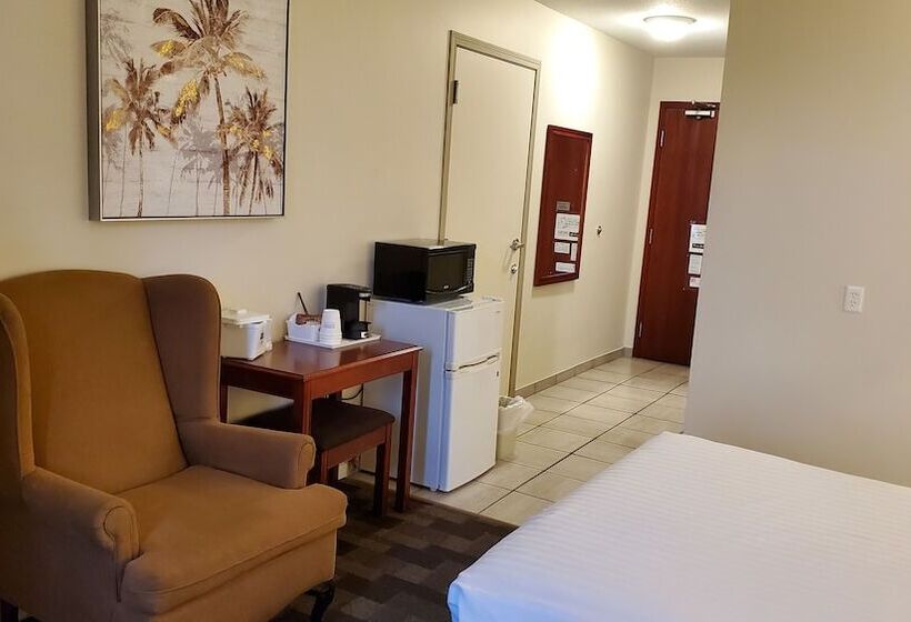 ホテル Travelodge By Wyndham Stony Plain