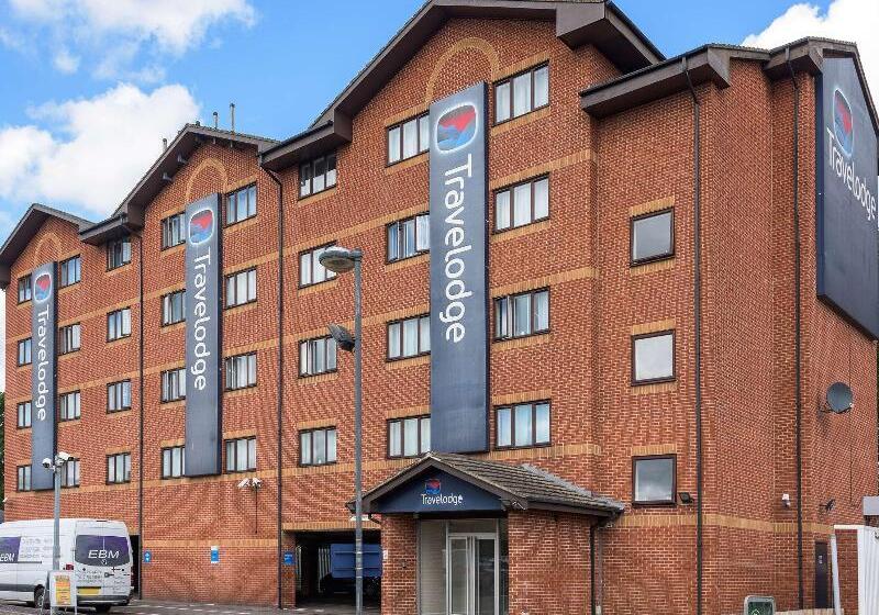 فندق Travelodge London Park Royal