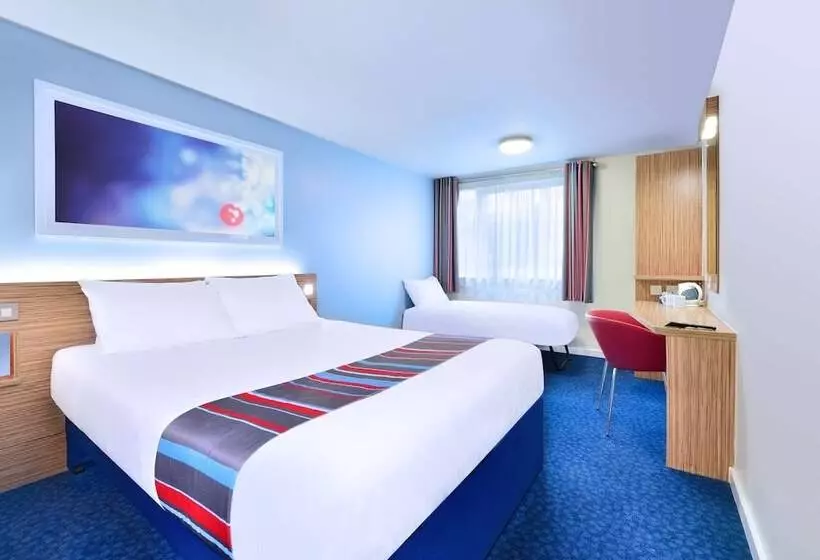 هتل Travelodge Manchester Central