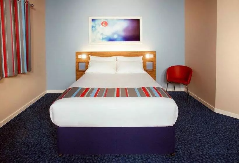 هتل Travelodge Manchester Central