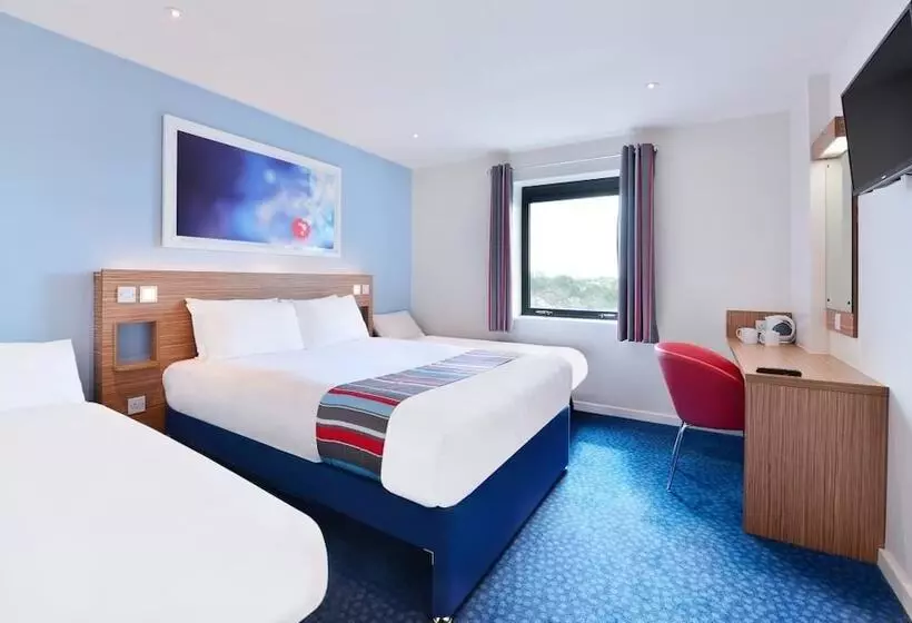 هتل Travelodge Manchester Central