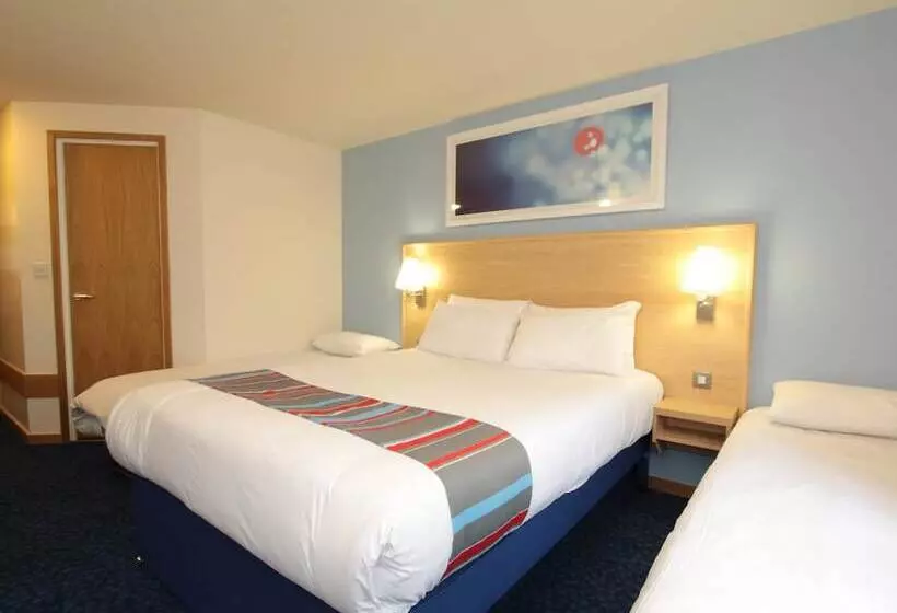 هتل Travelodge Manchester Central